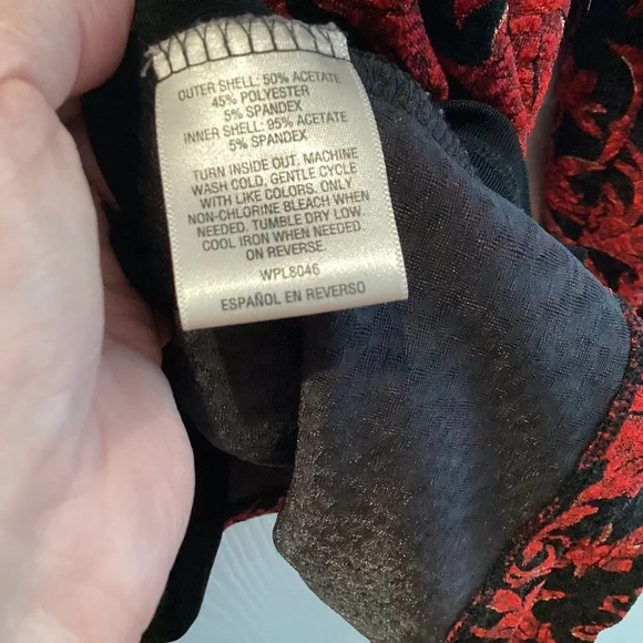 JM Collection woman’s top. Size 1x. - Picture 9 of 9